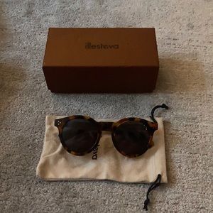 Brand New Illesteva Leonard 2 Sunglasses - Light Tortoise